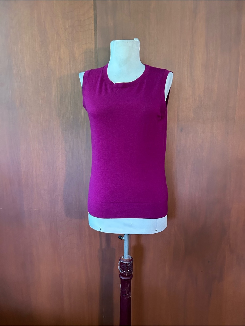 Brooks Brothers Women's Merino Wool Sleeveless Top